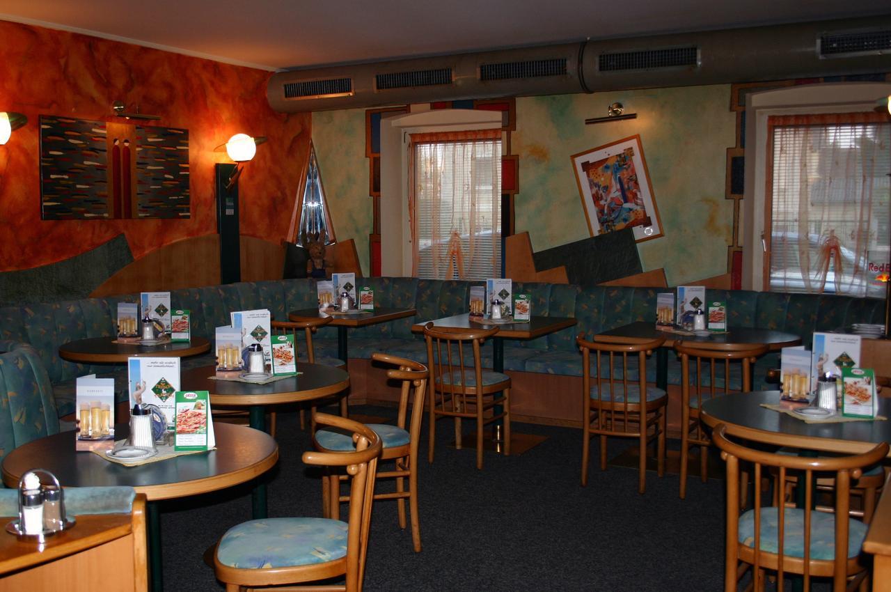 Schlafgut Hotel Sankt Polten Bagian luar foto